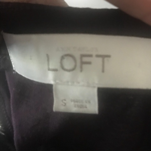 Ann Taylor LOFT sleeveless blouse. Size Small - Picture 6 of 6